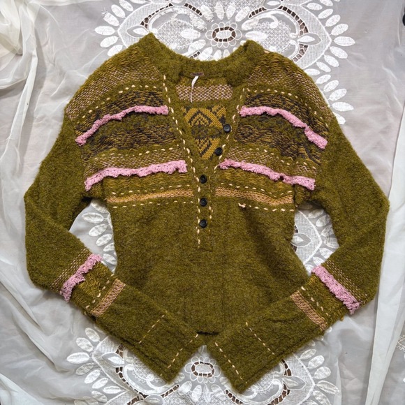 Free People Sweaters - Boho Cottagecore Free People Olive Pink Alpaca Wool Blend Henley Sweater XS